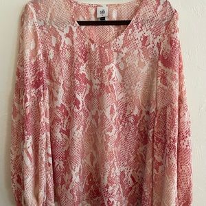 CAbi Bethany Blouse pink snakeskin size medium